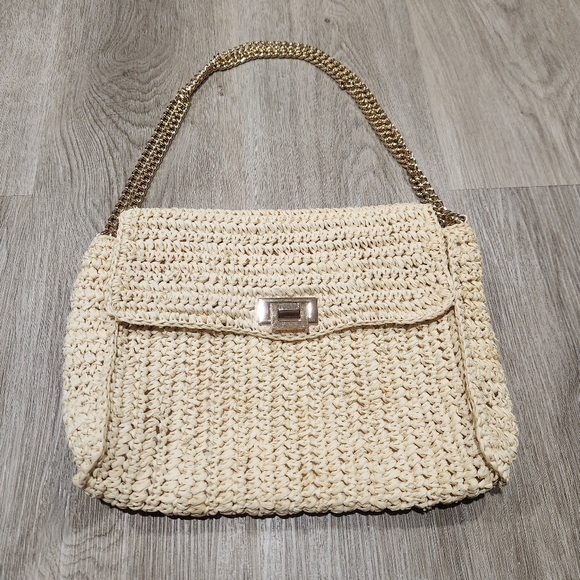 Covertible raffia shoulder/crossbody purse with gold chain - Picture 3 of 12